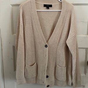 Oversized cardigan